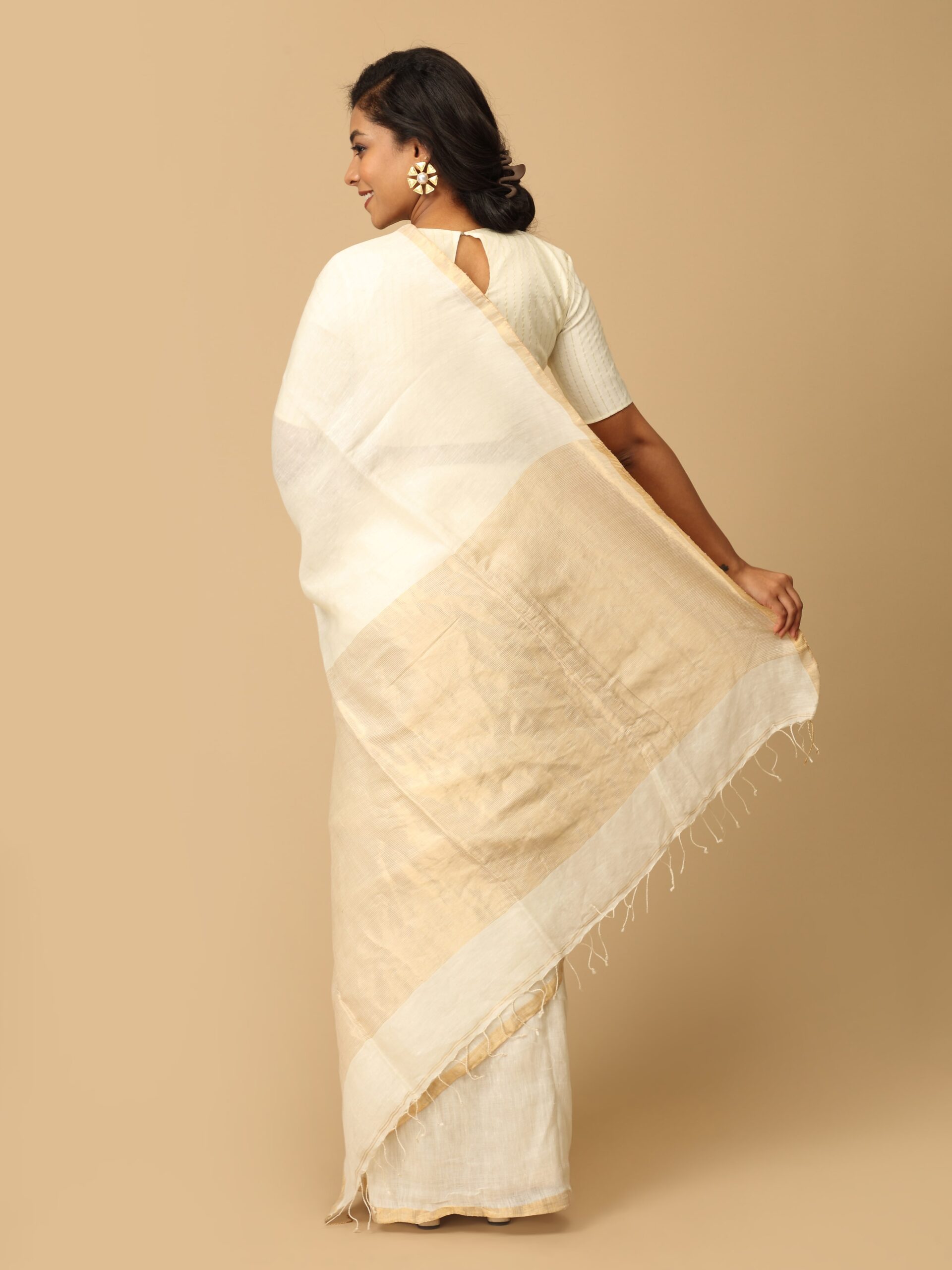 Linen and Zari Saree - Image 5