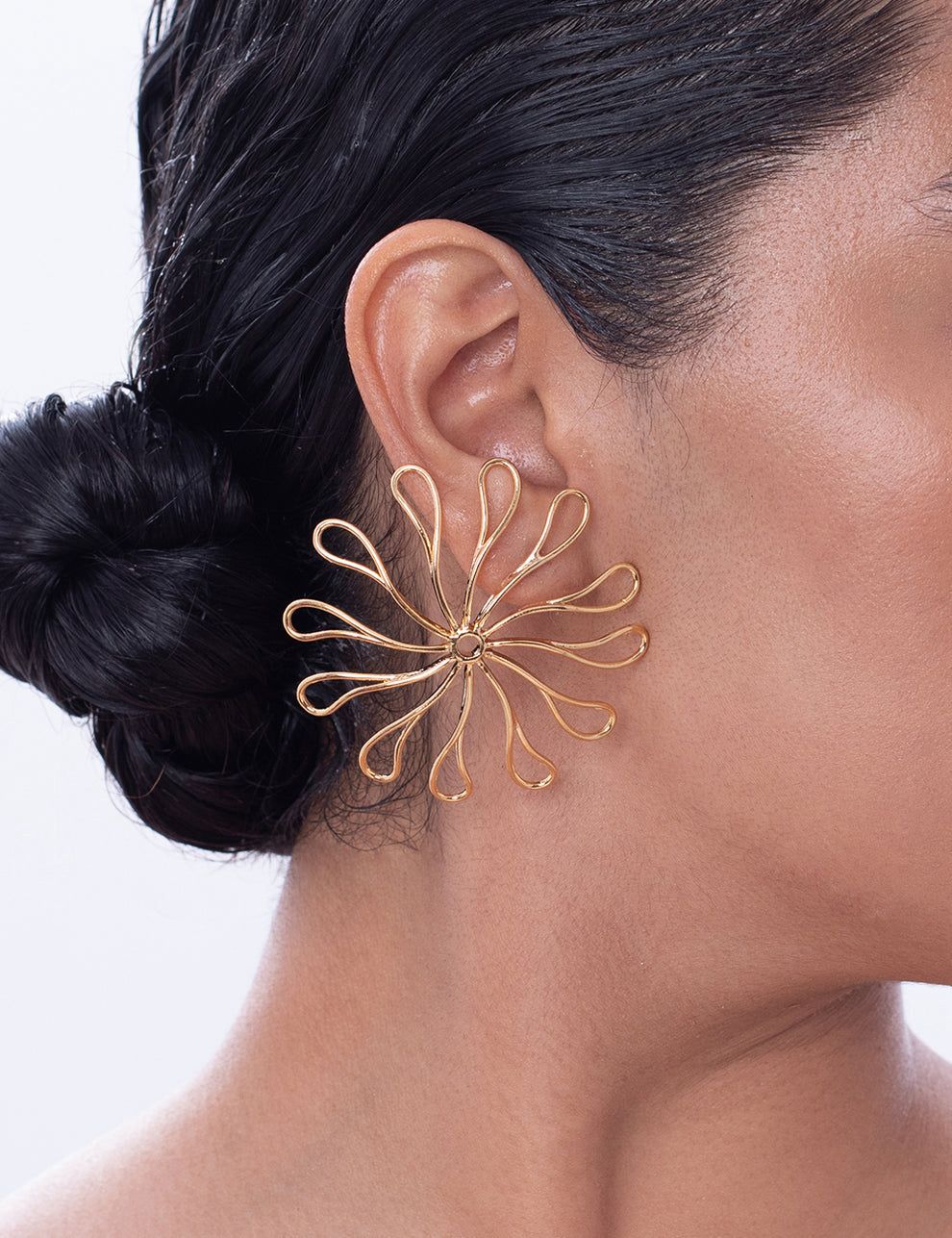 Ethnic andaz Blooming flower earrings
